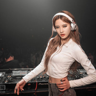 歌曲錢dj版完整